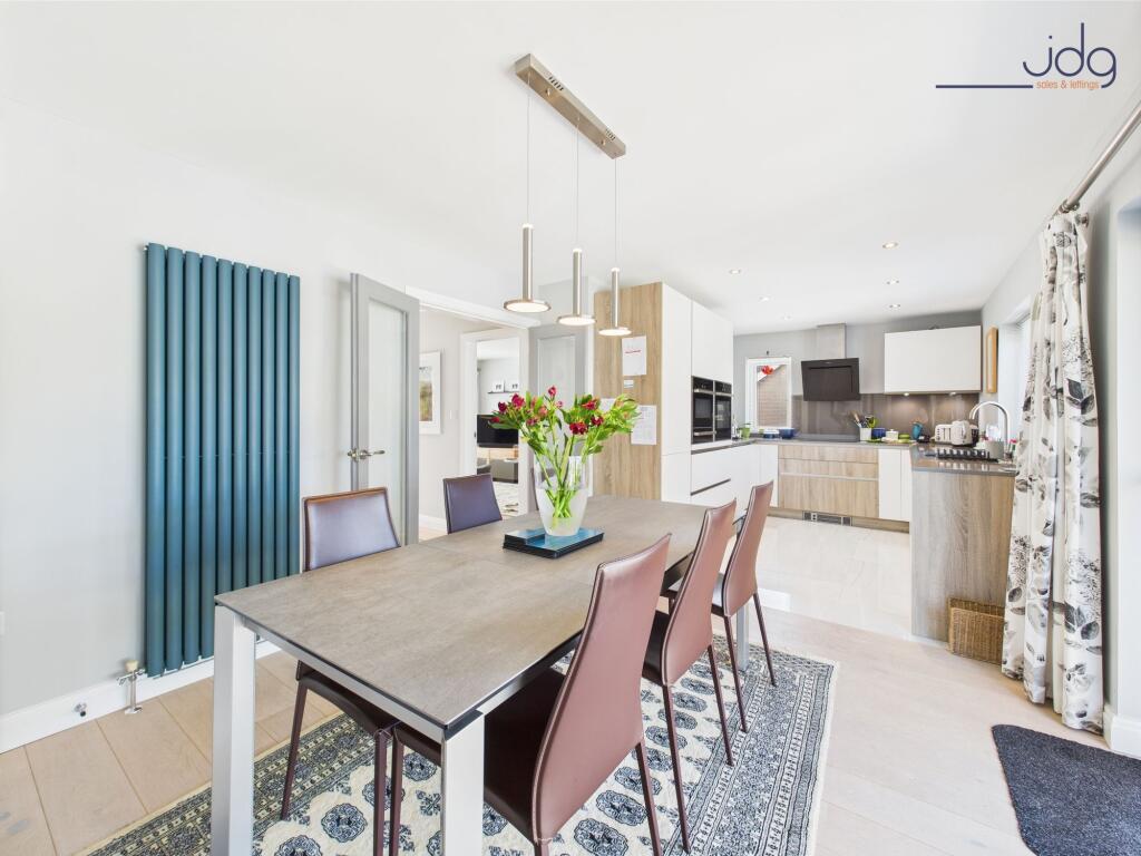 Open plan kitchen diner