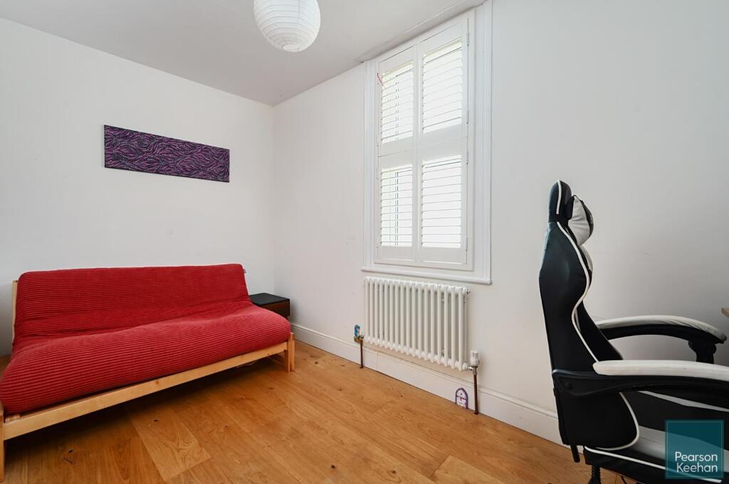 22 Ruskin Road , BN3 (17).jpg