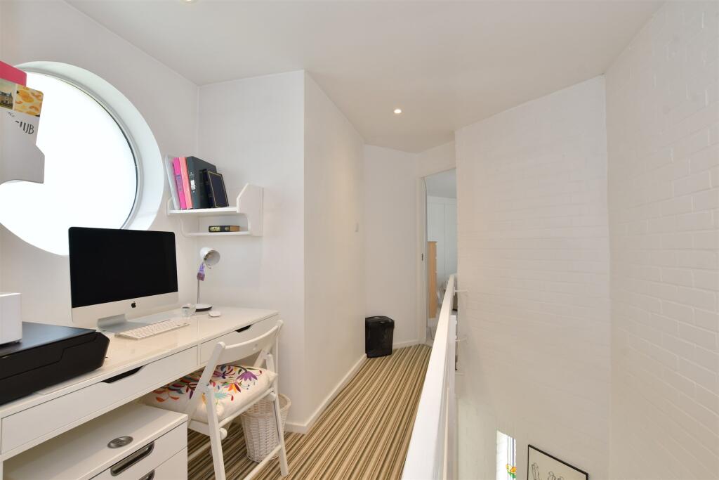 Internal Lifestyle Photograph