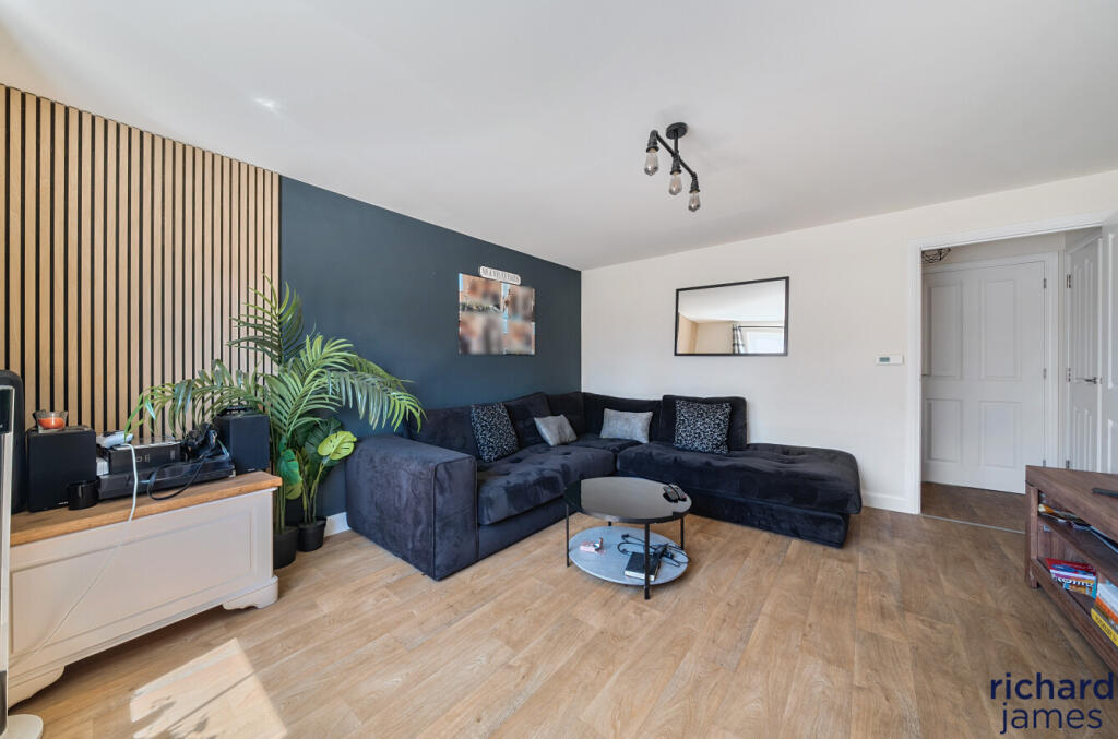 45e8dd3c989f4d09b8f3861fdd4579f1