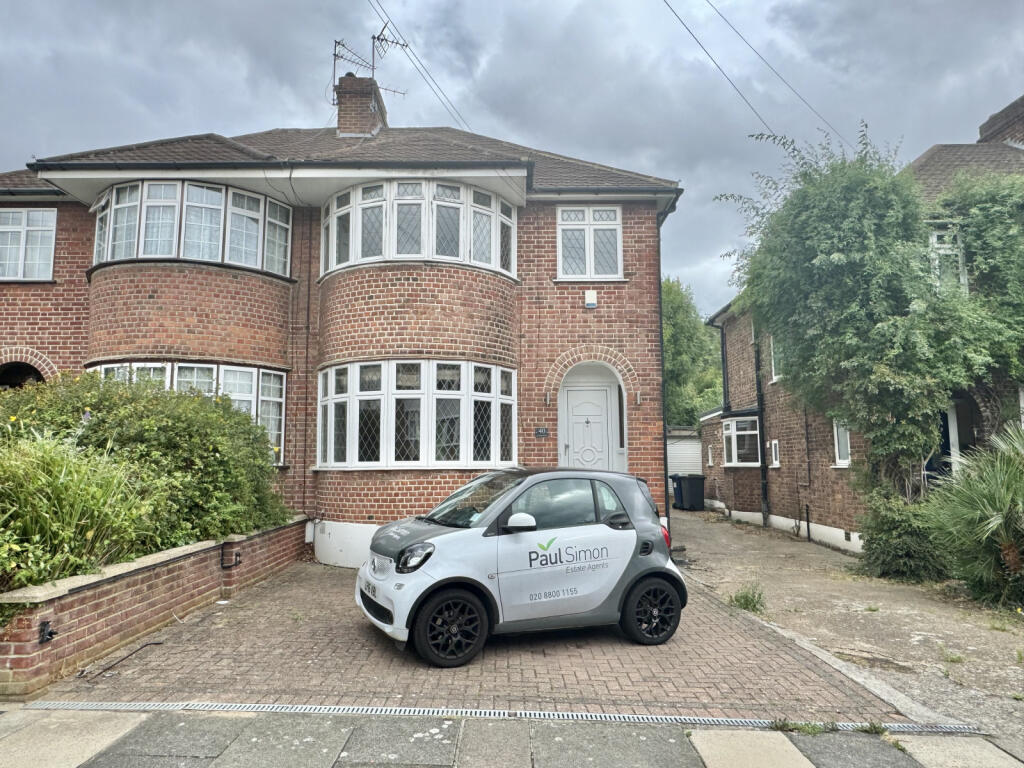 3 Bedroom Semi-Detached for Rent in Southgate, N1