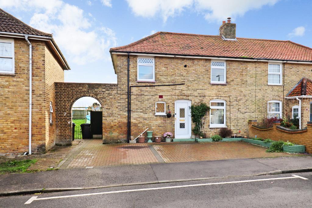 Milner Crescent, Aylesham, Kent, CT3 3BH