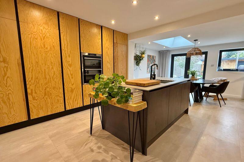 Kitchen/Family Room