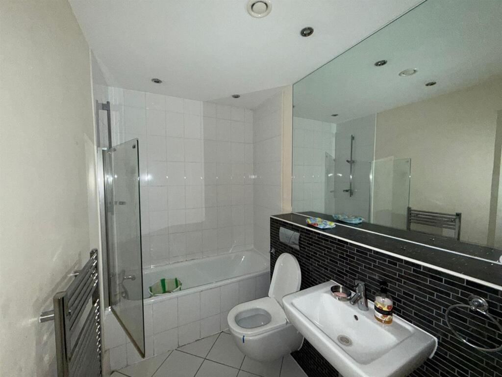 WhatsApp Image 2025-08-06 at 10.21.02 (2).jpeg