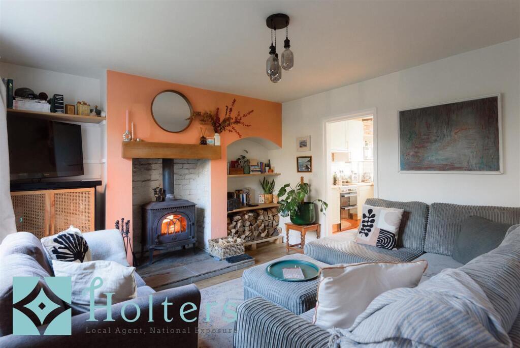 3 Railway Terrace, Builth Road-01.jpg