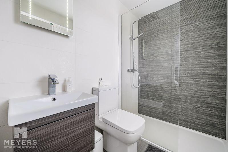 En Suite Shower Room