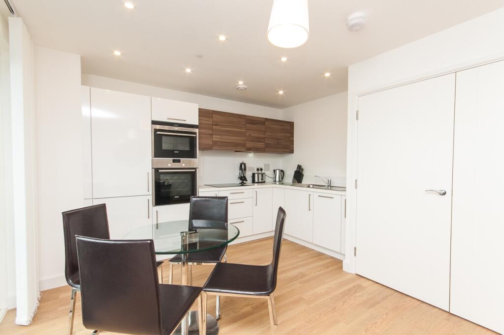 kitchen]