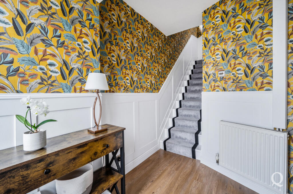 1ad37ebf-c892-4b1...