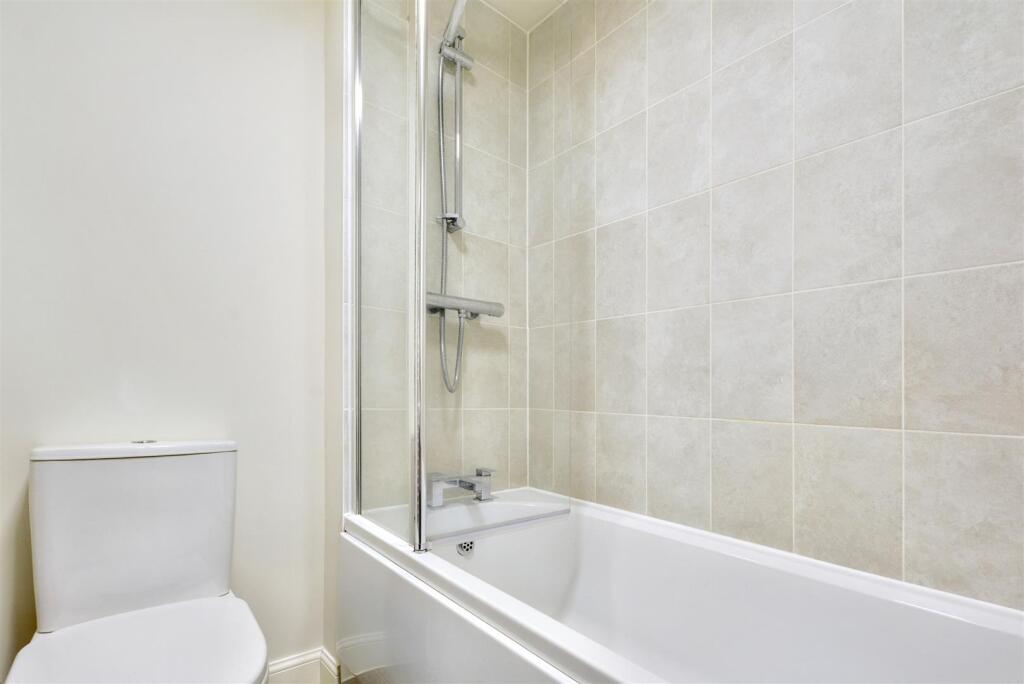 Bathroom.jpeg