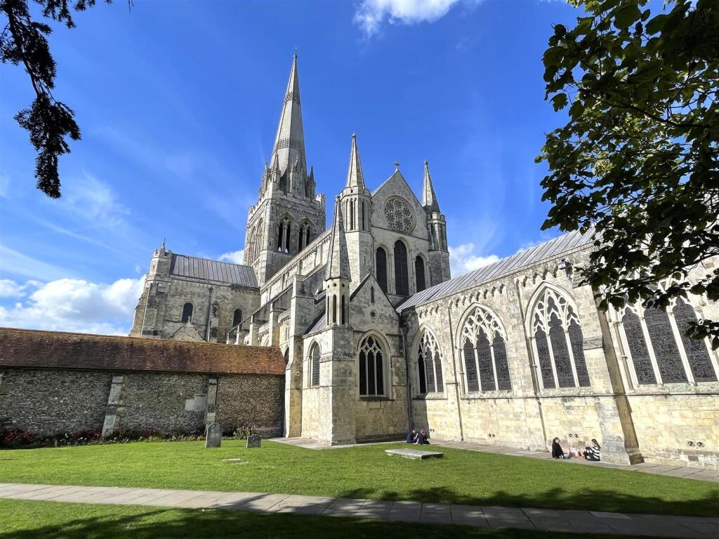 Chichester 2.jpg