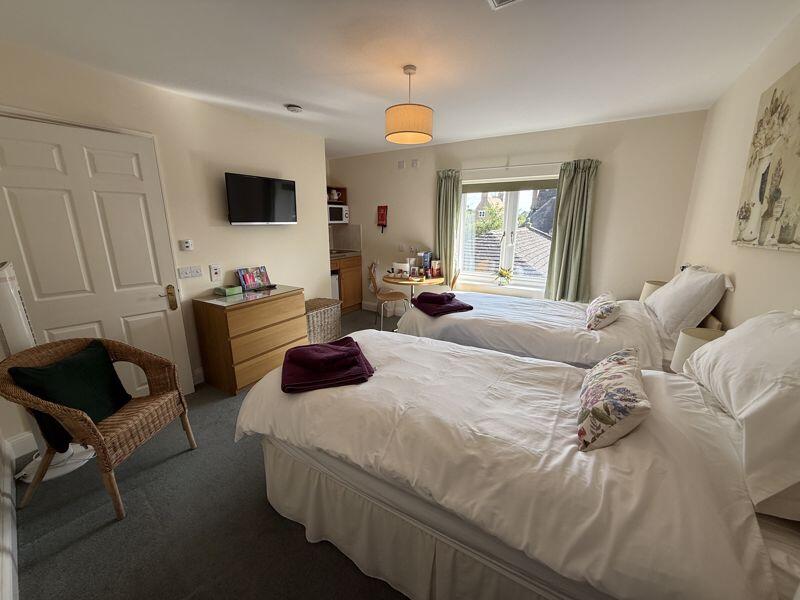 Guest suite bedroom/kitchenette