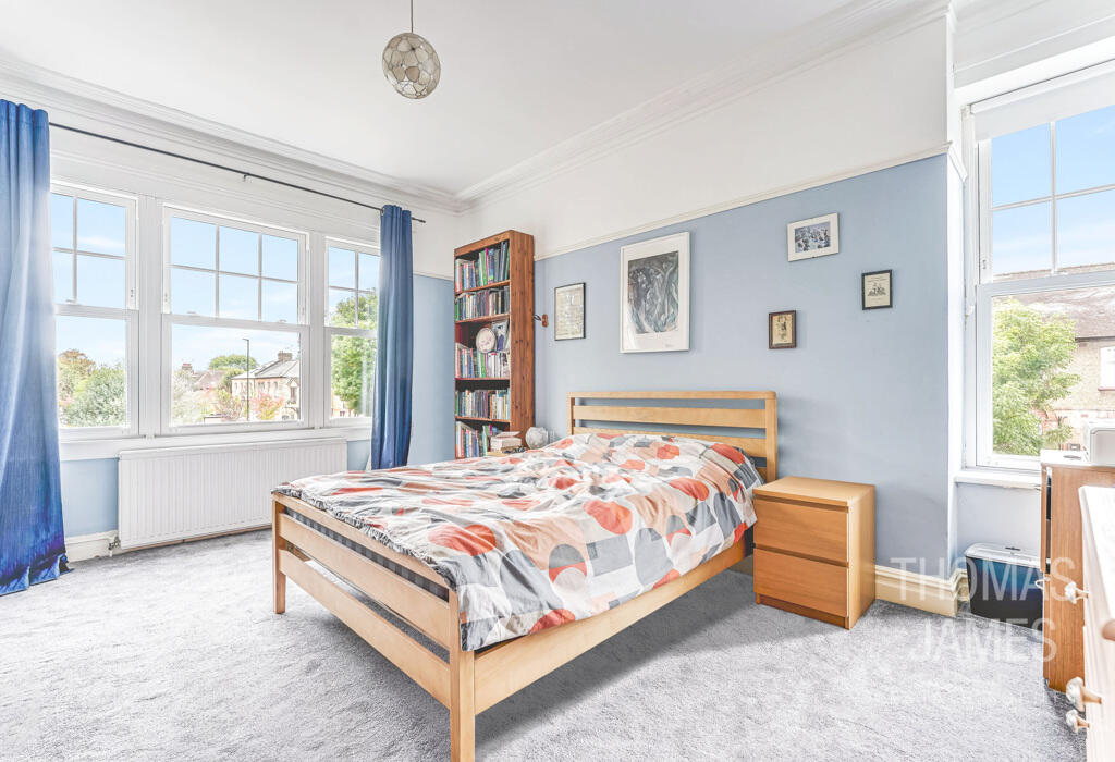 Elm Park Rd, double bedroom
