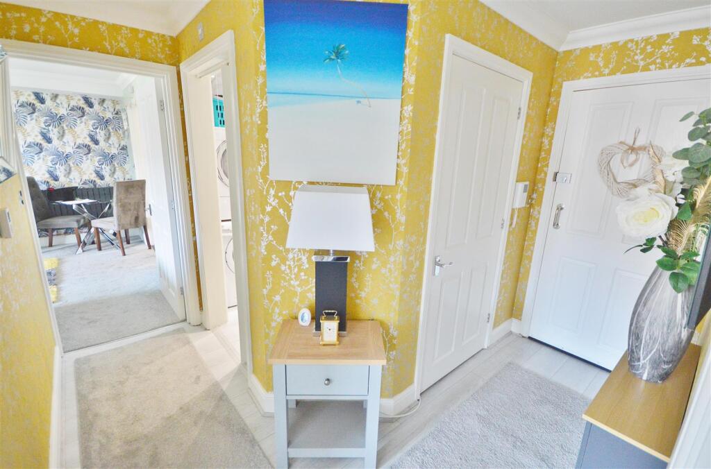 ENTRANCE HALLWAY