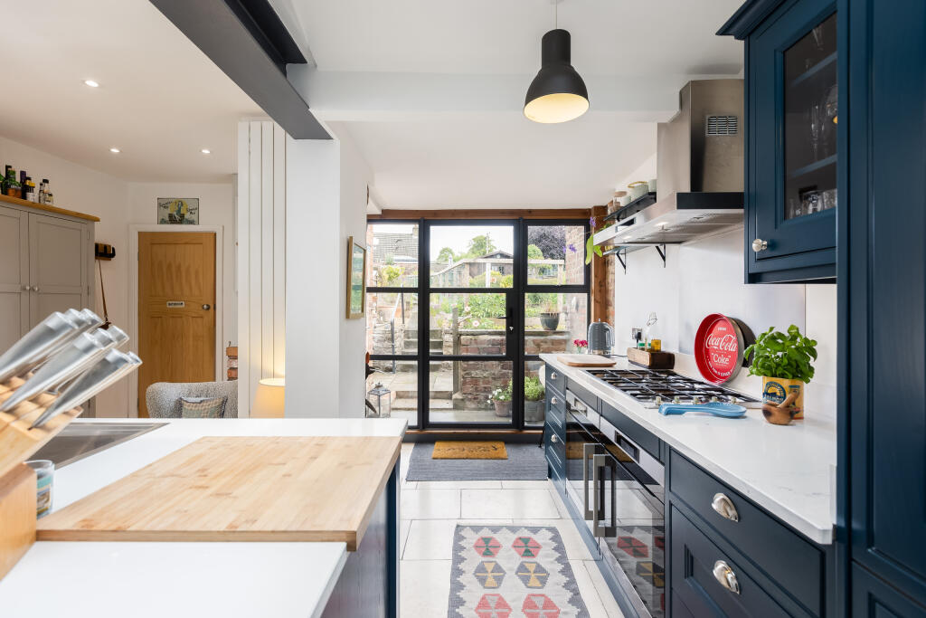 Westgate 116 Kitchen-5