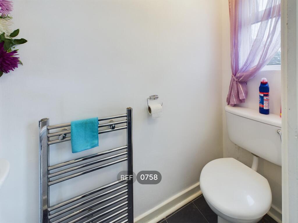 Utility room &amp; WC