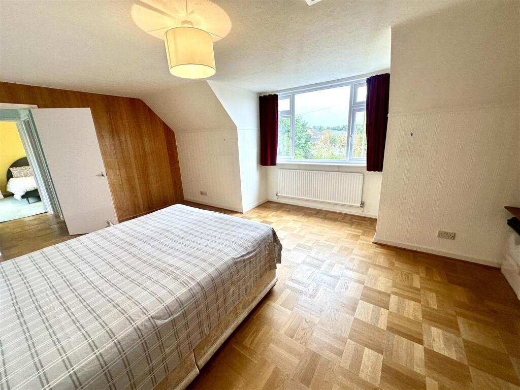 BEDROOM 3