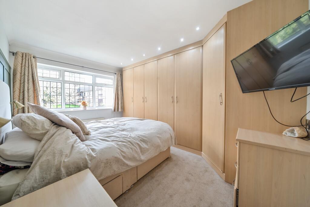 1385344-8-6929851052dd6-ARW-1