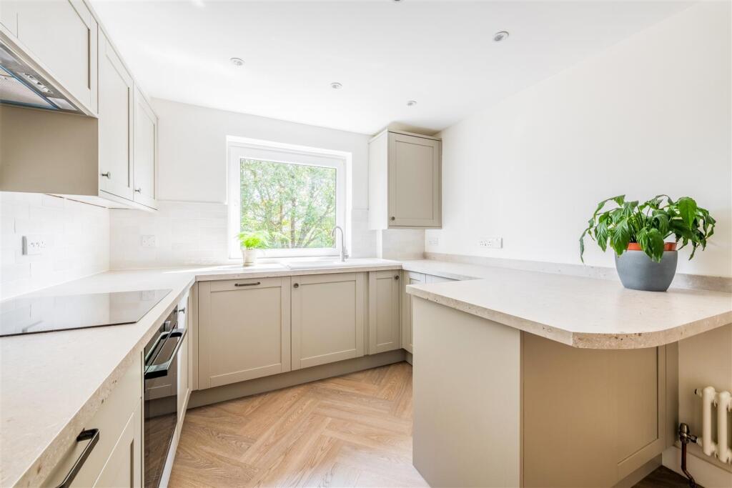 Flat 15, West View-3.jpg