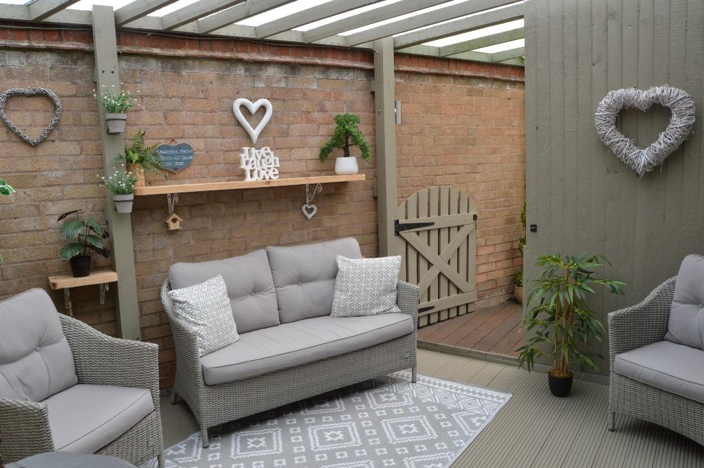 Garden room 2