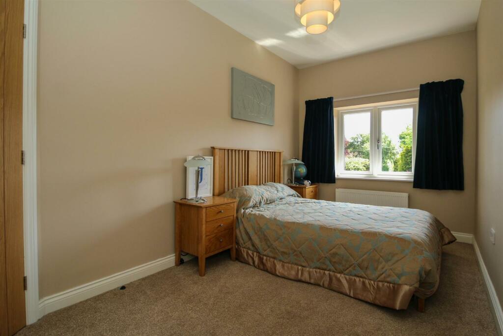 Bedroom 3.jpg