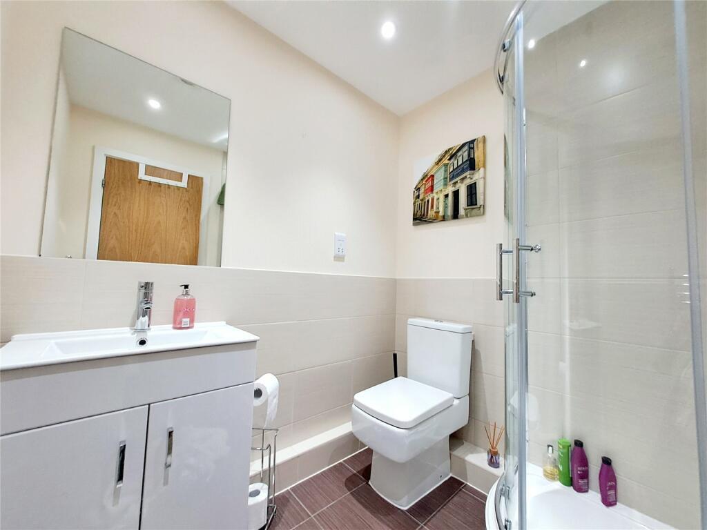 Ensuite