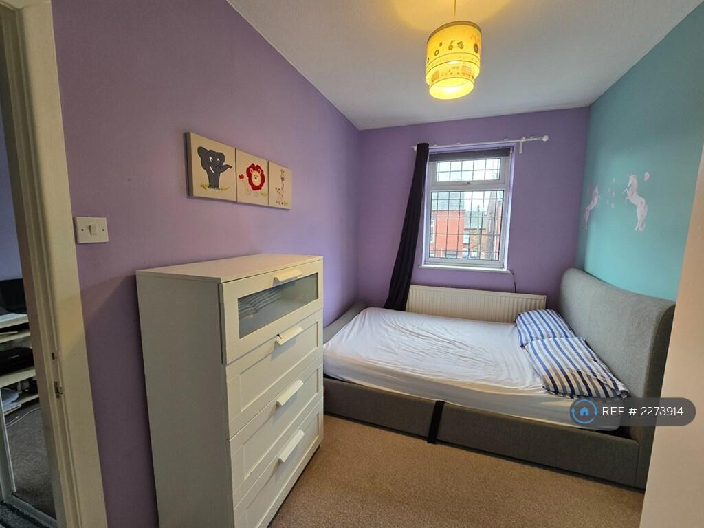 2nd Bedroom