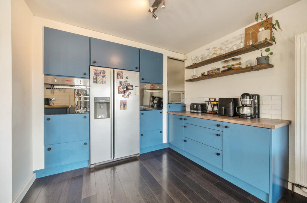 11-6814a82e9d8d4-...