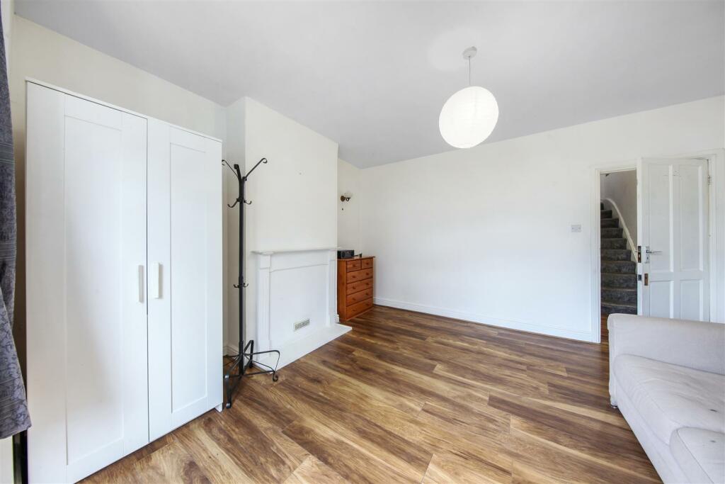 1 Rojack Road - y0LDuEfDBf9Br8i9BfAt.jpg