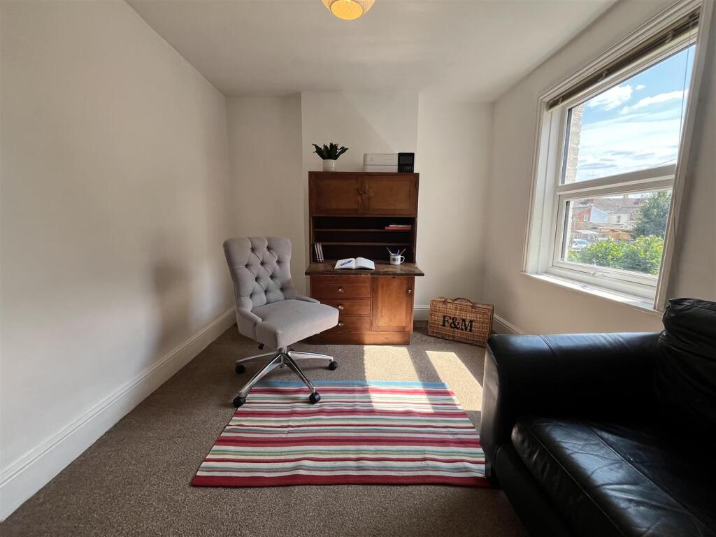 11.Third bedroom.jpeg