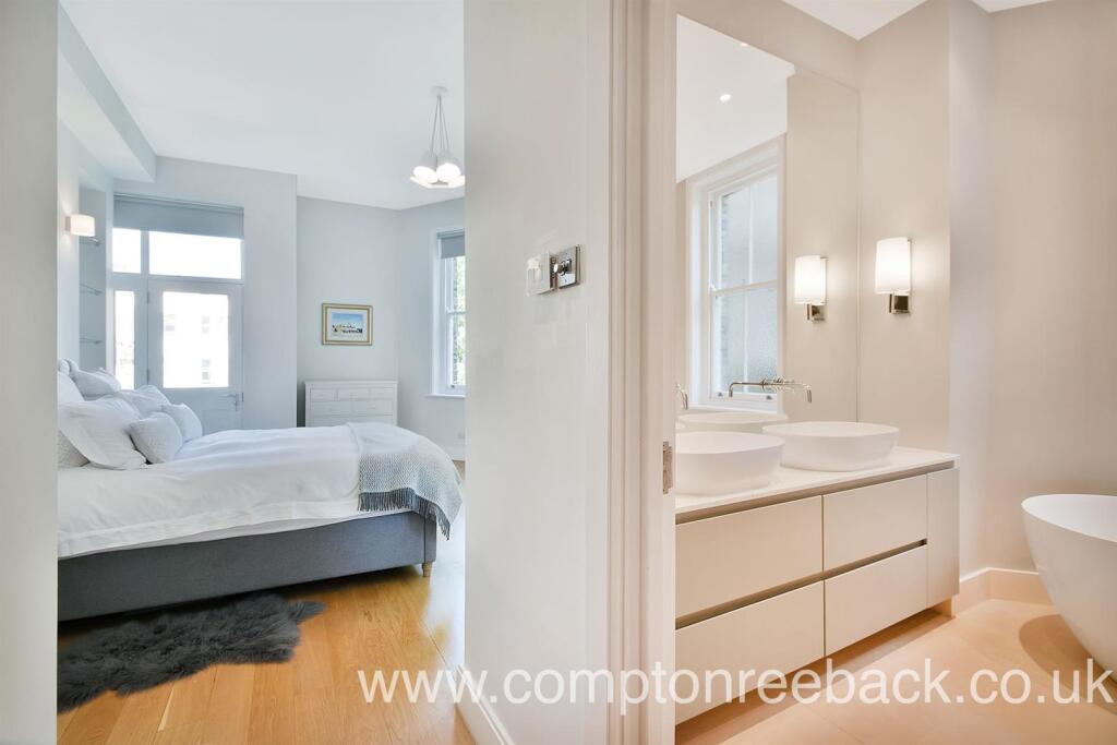 Mansions - Bedroom 3 - Original.jpg