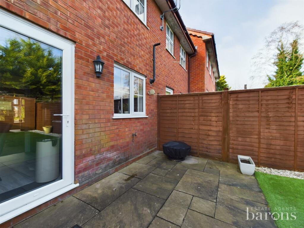 CAM01093G0-PR0459-STILL008 - Copy.jpg