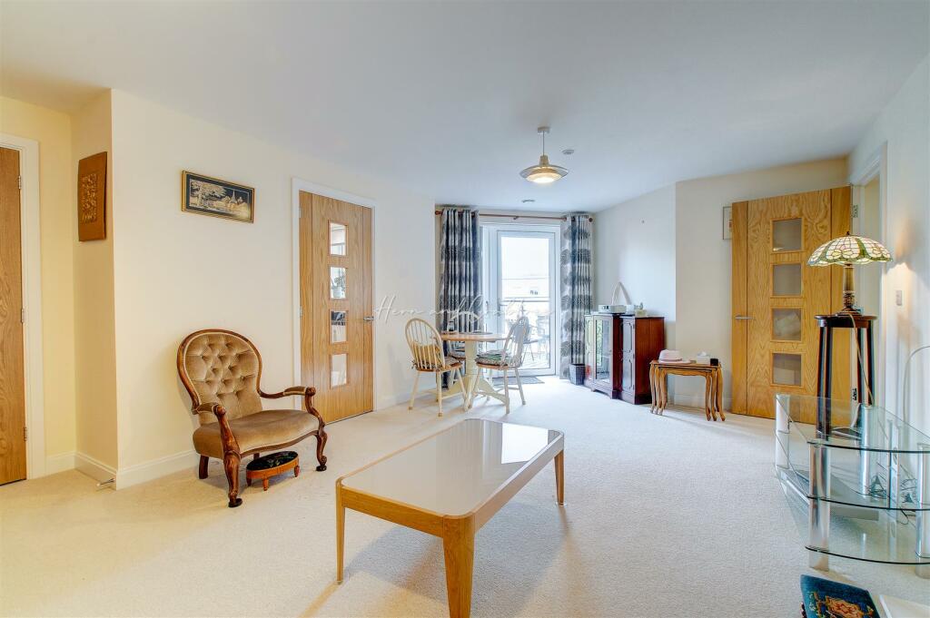 Llys Isan, Llanishen, HernCrabtree (6).jpg