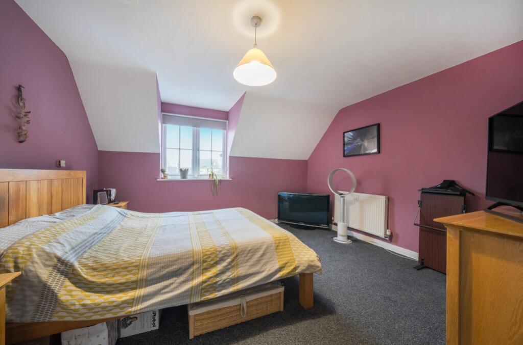 1381410-17-69147845addb8-ARW