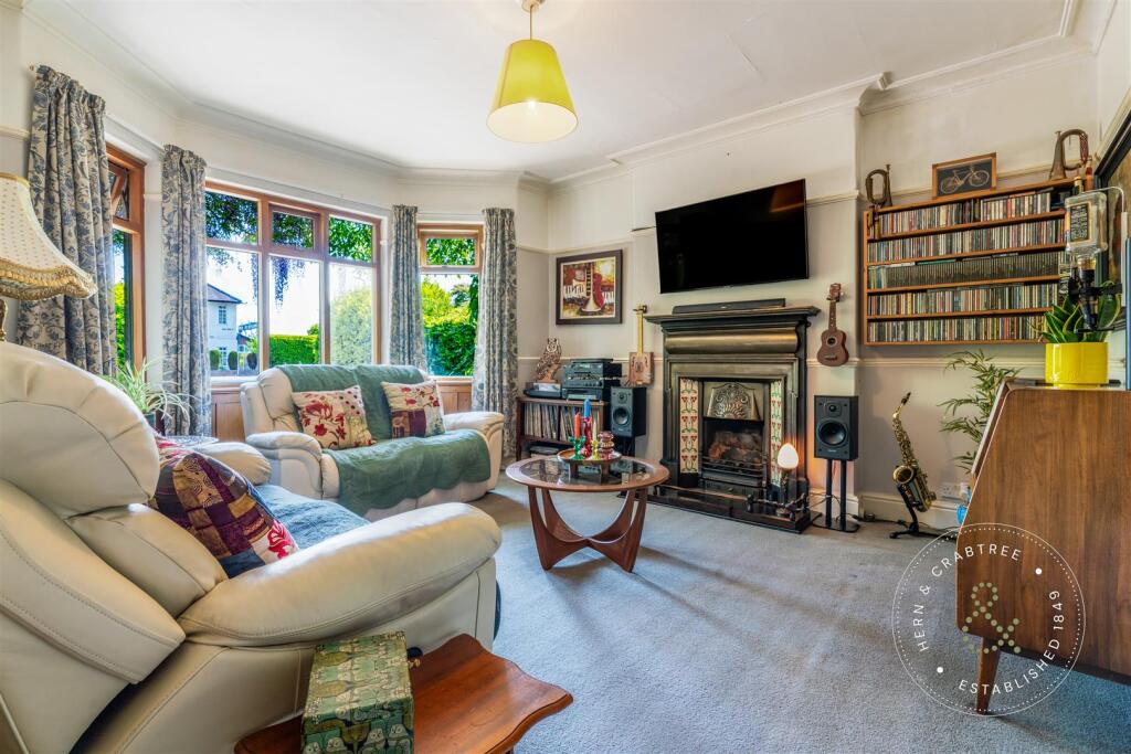 Heath Park Ave (17).jpg