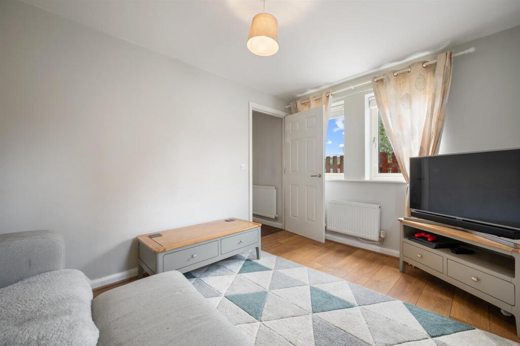 Lounge towards hallway.jpg