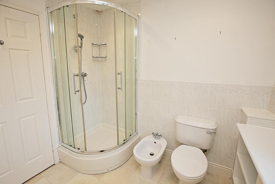 Master Ensuite