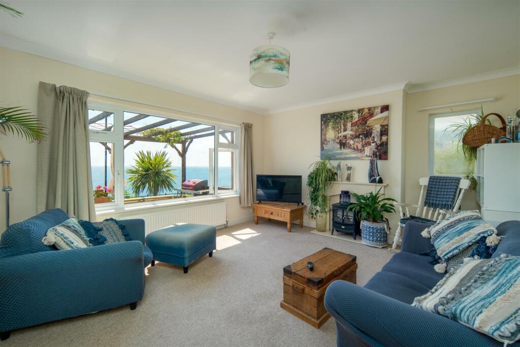 Sitting Room.jpeg