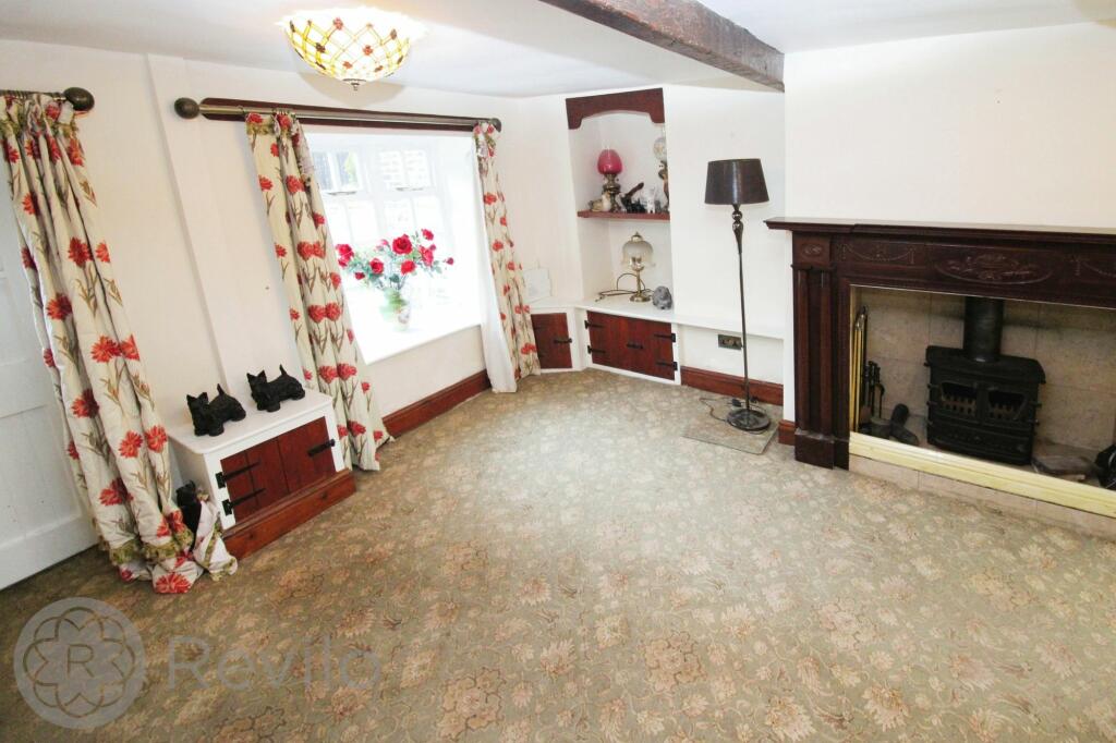 OPEN PLAN LOUNGE, DINER &amp; KITCHEN