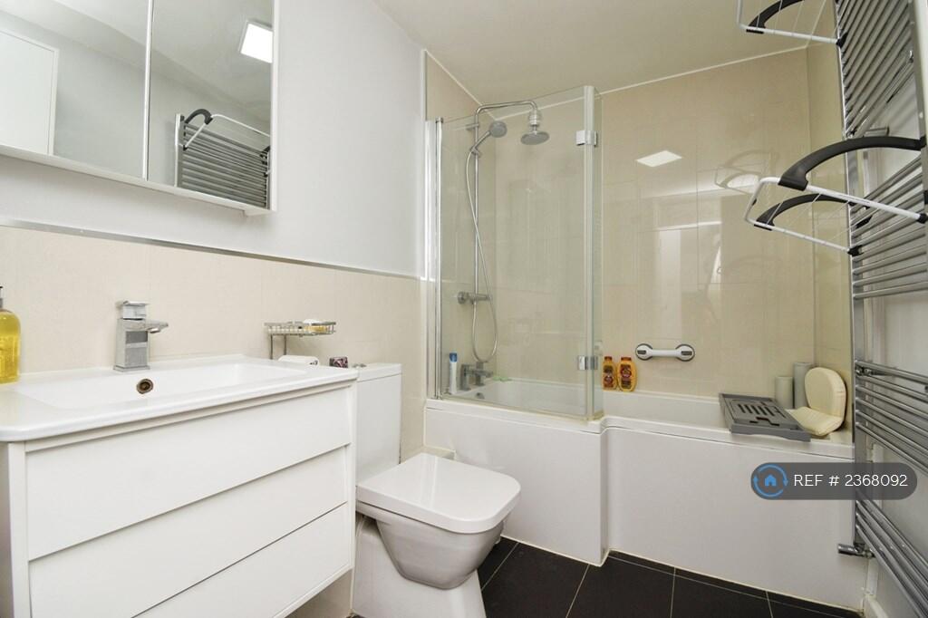 Bathroom 2