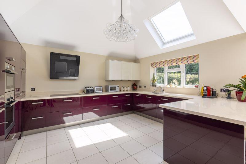 Kitchen - Photo 28
