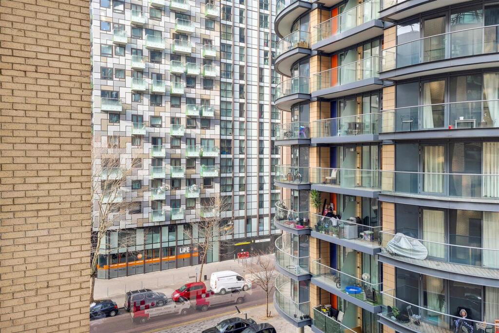 3_Balcony-1.jpg