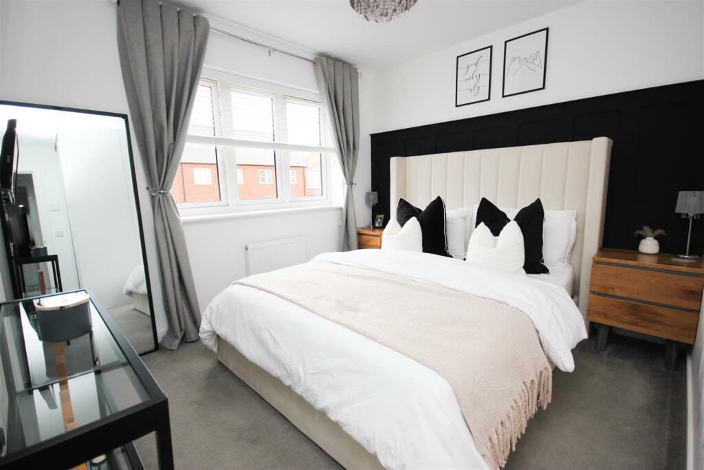 bed 1.JPG