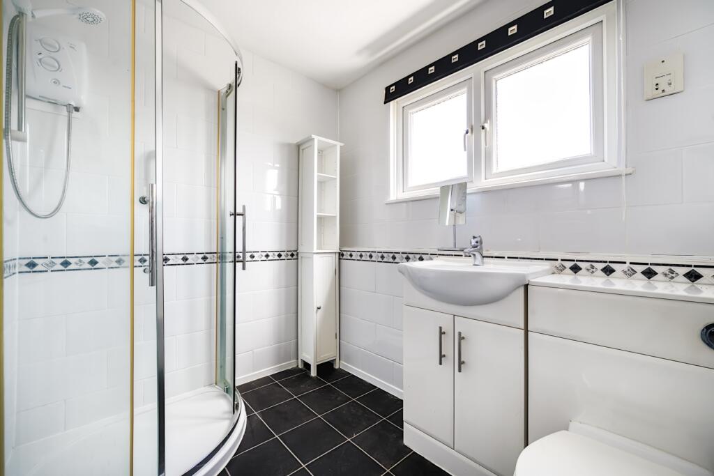 1st Floor Shower Room