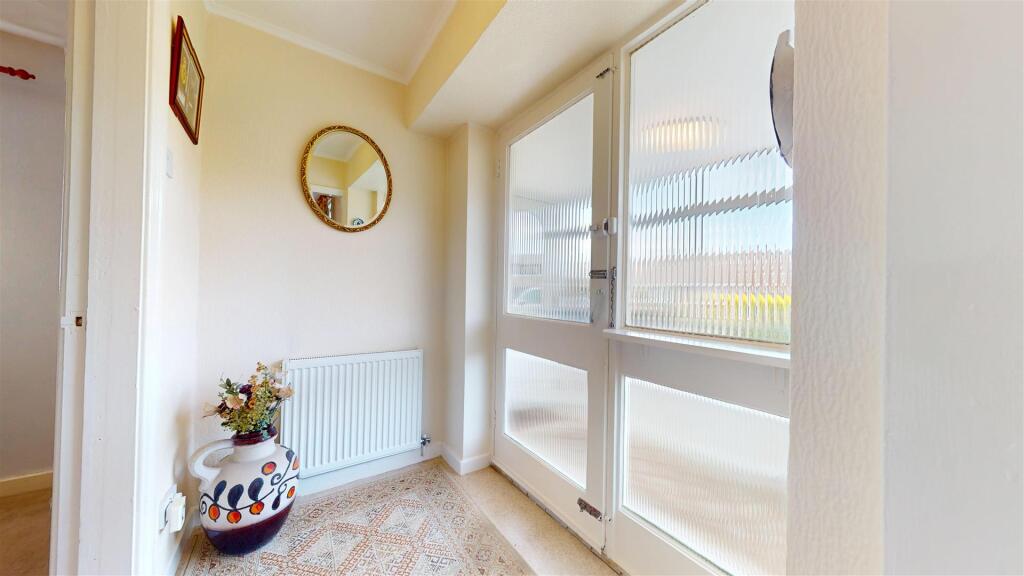 Duxbury Close Hallway