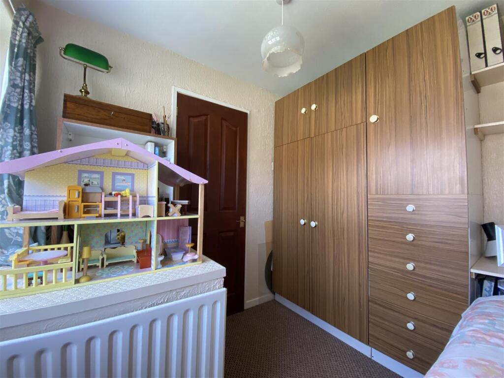 Bedroom no.3 front: