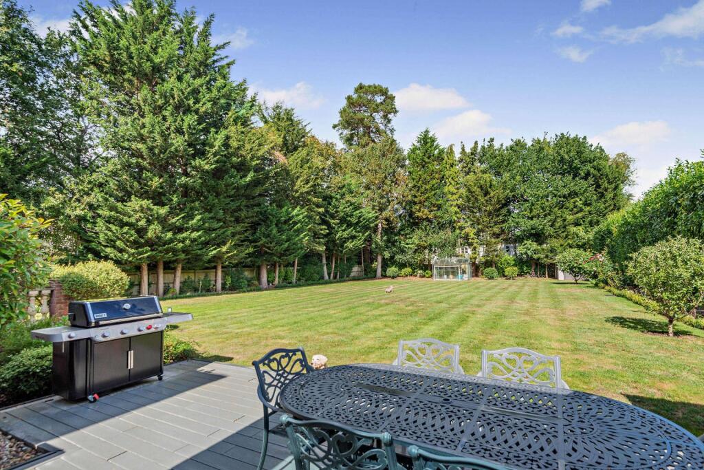 Terrace and Garden