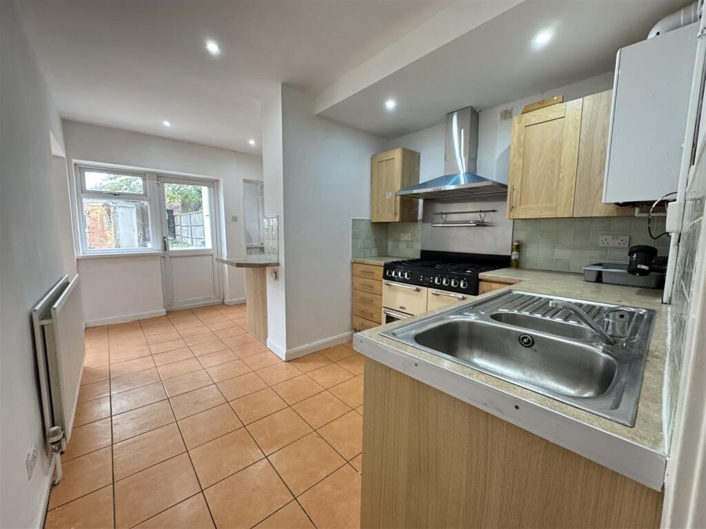 IMG_4014 (Large).JPG