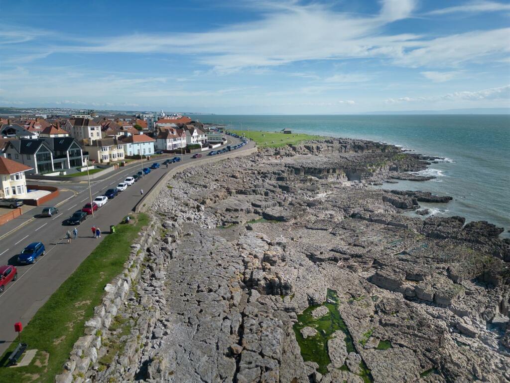 Lougher_Gardens_Porthcawl-90.jpg