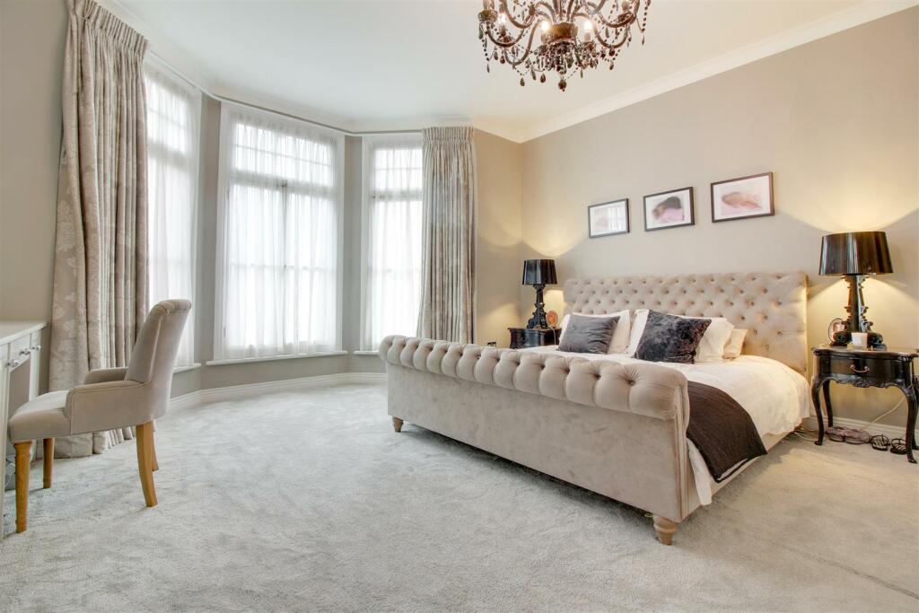 BED1 2.jpg