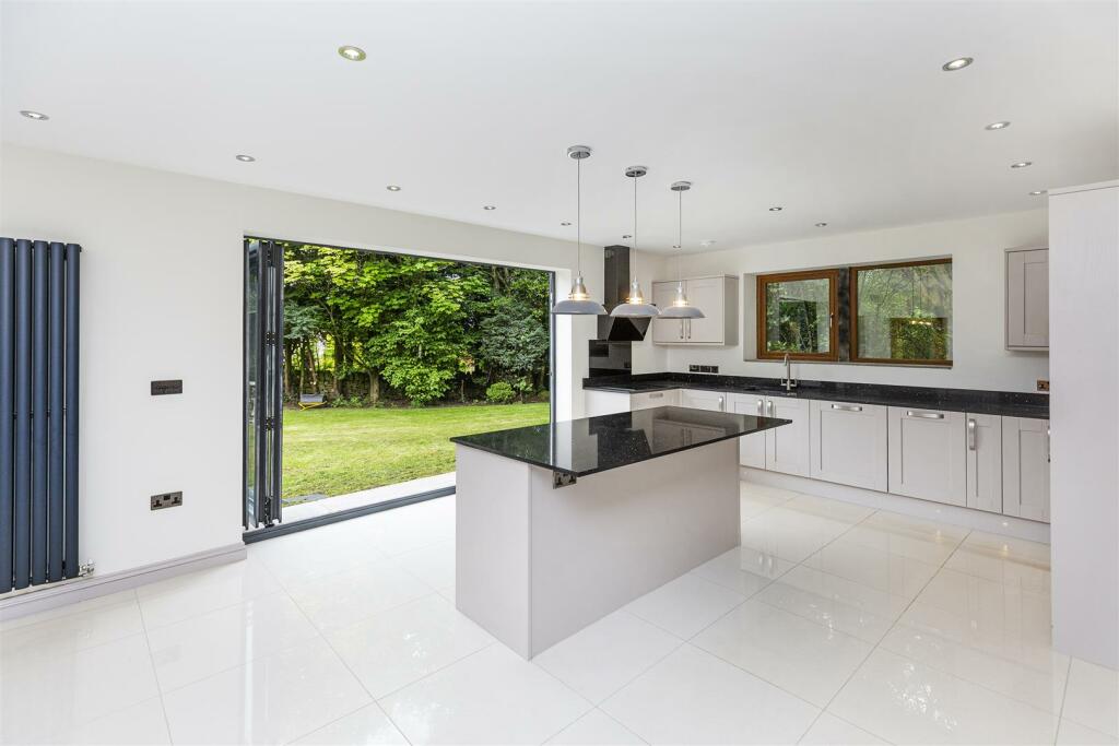 Living/Dining Kitchen